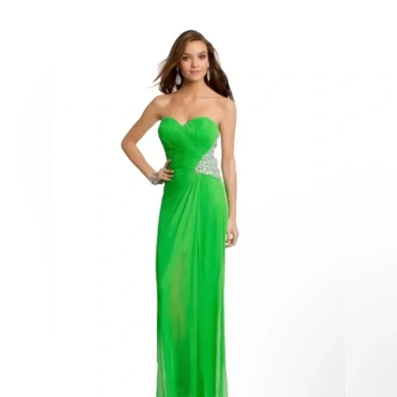Camille La Vi Rhinestone Gown - Picture 3 of 7